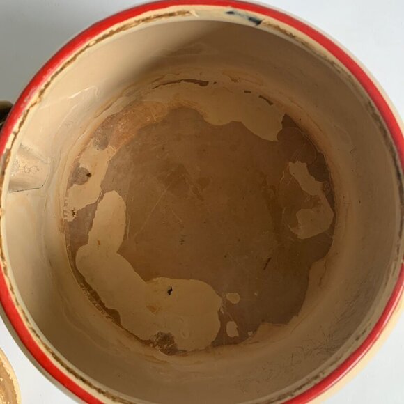 Vintage Enameled Tea Kettle Beige Red Wooden Handle Enamelware - Picture 4 of 6